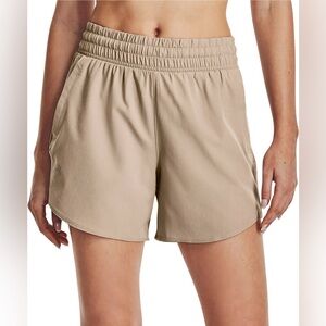 Women's UA Vanish 5" Shorts